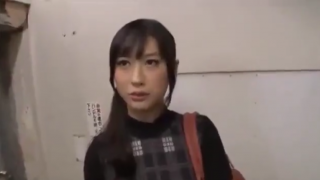 c06ecc00 e77f 4c4b 984b 8d079f313728 320x180 - 【本澤朋美】良さげな尻を追いかけまわし金の力でナンパハメハメ性交