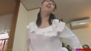 Screenshot 2019 11 02 汚い日本人母は彼女の夫と労働者を同時にファックする 320x180 - 【水原さな】誰もかれもがSEXとフェラ性の倫理が完全になくなってる