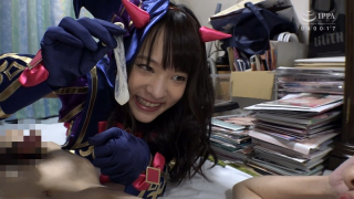 Screenshot 2020 02 26 あべみかこがイク！！応募してきたガチ素人の童貞くん家で筆下ろしツアー 320x180 - 【あべみかこ】貧乳美少女がコスプレ姿で童貞とSEX　自宅訪問