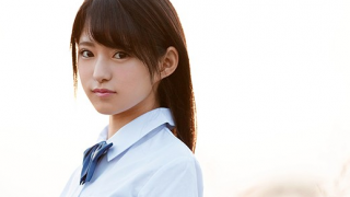 K市にある学校一の美少女 渚みつきAVデビュー 320x180 - 【渚みつき】色白スレンダー貧乳美少女　学校のアイドル　デビュー作