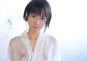 伊賀まこ 300x213 - 【伊賀まこ】透明感抜群美少女　透け乳首がエロい