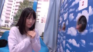 マジックミラー号 彼女さん！彼氏のチ○ポはど～れだ？当てられなけりゃ NTR 1 320x180 - 【富田優衣】MM　どれが彼氏のかわかるかな　残念ハズレでNTRセックス
