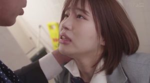 初めて好きになった人は…痴漢師でした。 唯井まひろ 300x166 - 【唯井まひろ 】誰にも言えないドロ沼純愛　美少女と痴漢