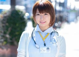 看護師限定 「絶倫ち○ぽ診察してくれませんか？」勃起が収 300x217 - 【松本菜奈実】ナースのオナサポ　手淫、口淫、挿入で射精のお手伝い