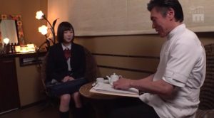 佐久良咲希 300x166 - 【佐久良咲希】美少女に変態的なエロマッサ　快感がクセになった咲希は自ら再びお店へ