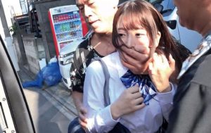 20連発 佐藤ののか 300x189 - 【佐藤ののか】20発の膣内射精　JKに集団リンチレイプ