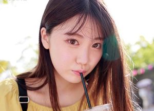 手を繋いで、キスして、笑って、その後、時を忘れて絡み 300x216 - 【石川澪】チンポが挿るとメスの顔に　美少女お泊りデート
