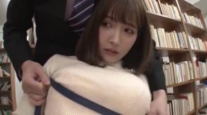 超ラッキースケベ妄想シチュエーションSpecial 三上悠亜 300x167 - 【三上悠亜】服を着ててもハッキリ分かる巨乳が男たちの視線を釘付けに