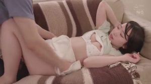 架乃ゆら 300x167 - 【架乃ゆら】一目惚れした人妻をNTR　不倫セックスに明け暮れる
