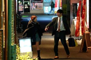 放課後にラブホで密会 娘ほど年の離れた教え子との淫美な中出しセッ 300x200 - 【西宮ゆめ】教え子とラブホ密会　惹かれ合う生徒と教師