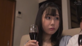 稲森美優 320x180 - 【稲森美優】欲求不満な女上司が部下とハメ狂った