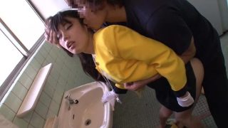 320x180 - 【川菜美鈴】観光バスツアーで痴漢が根元までの挿入