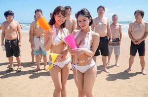 MINAMO&times;天宮花南 Wキャスト【マジックミラー号25周年記念作品】真夏 300x196 - 【MINAMO・天宮花南】ファン感　豪華初共演　美女が無限射精天国へと誘う