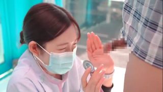「絶倫ち○ぽ診察してくれませんか？」勃起が収まらなくて困っている男性をあの手この手で優しく導く白衣の天使たち3名収録4 320x180 - 【雫月心桜・浅海なな・夢乃陽菜】絶倫チンポにうっとりなナース