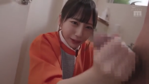怯える万引き少女を脅してネチネチ性器イジくる変質コンビニ店長が分からせ粘着レ&times;プ あの日から性処理バイト便女となった私&hellip; 七沢みあ 300x169 - 【七沢みあ】万引き美少女が変態店長の餌食に