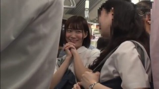 25周年記念作品 生中集団9 増量SP＋シリーズ厳選11人総集編付き2枚組 320x180 - 【尾崎えりか・琴音華】電車で楽しそうに談笑するJKに痴漢の魔の手