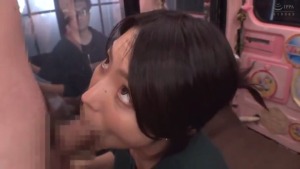 AV&times;マジックミラー便コラボ企画 愛する夫の目の前で路上NTR！清楚な人妻が「お口だけでコンドーム装着」 300x169 - 【大浦真奈美・藤井レイラ・わか菜ほの】ディルドに口だけでゴム装着にチャレンジしてもらったら発情してしまい